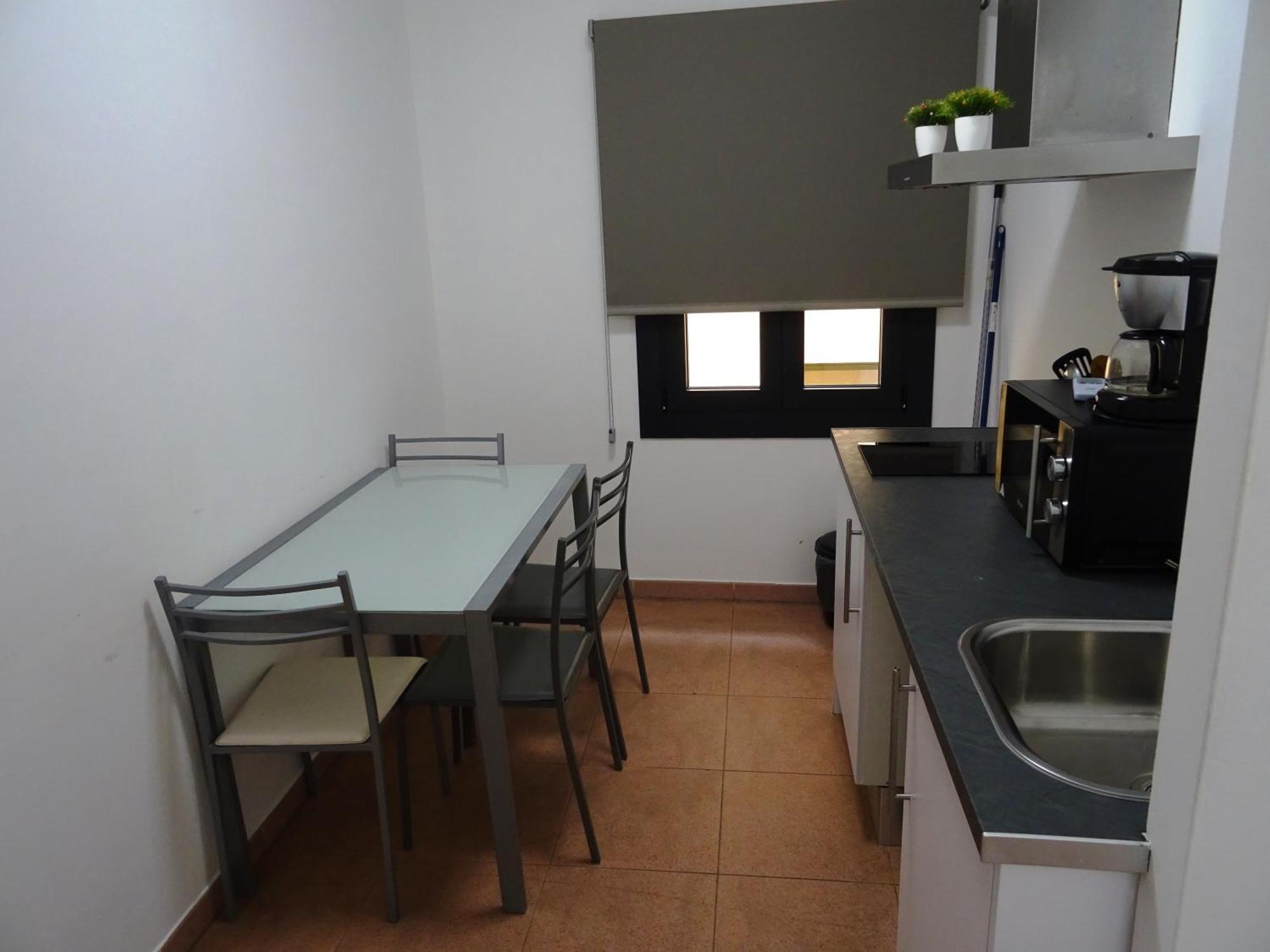 Center Plaza Figueres Apartment ฟิกวยเรส ภายนอก รูปภาพ