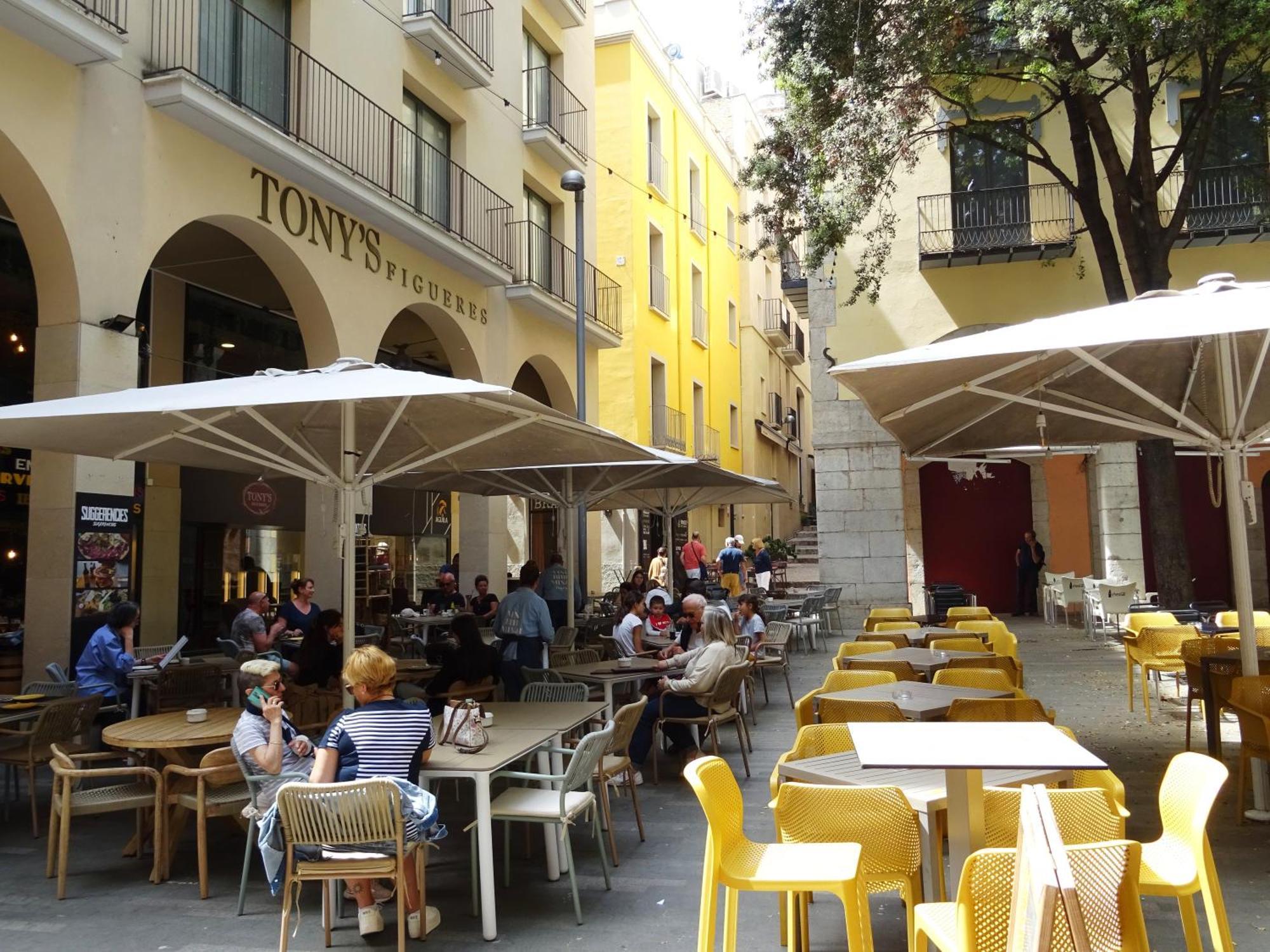 Center Plaza Figueres Apartment ฟิกวยเรส ภายนอก รูปภาพ