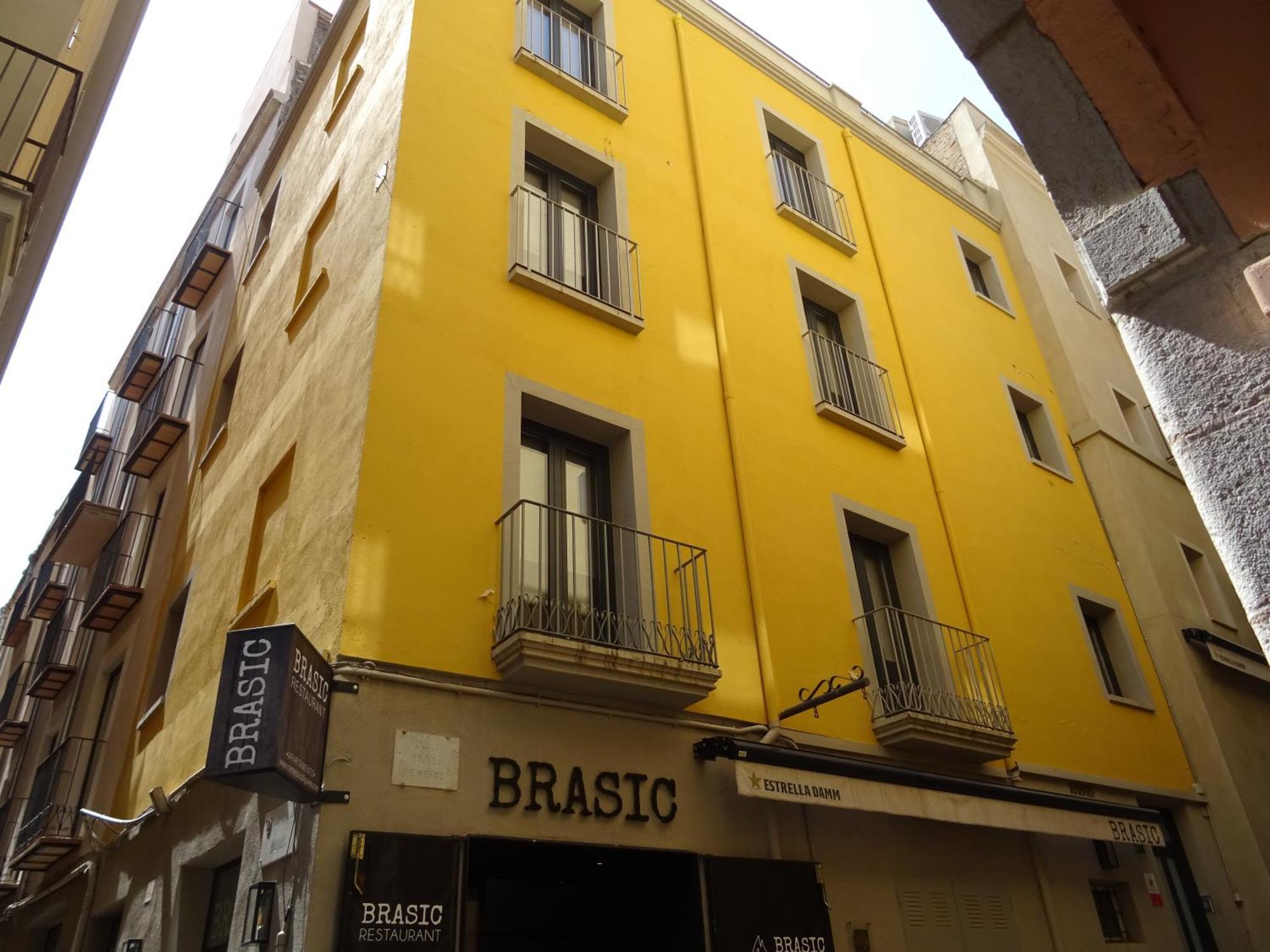 Center Plaza Figueres Apartment ฟิกวยเรส ภายนอก รูปภาพ