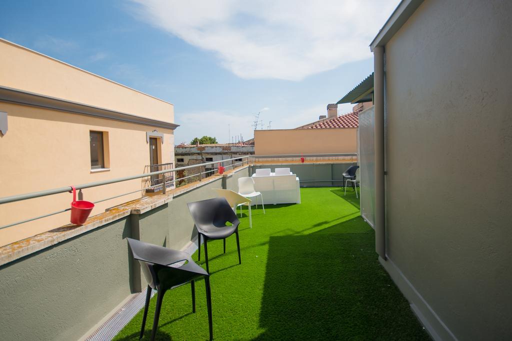 Center Plaza Figueres Apartment ฟิกวยเรส ภายนอก รูปภาพ